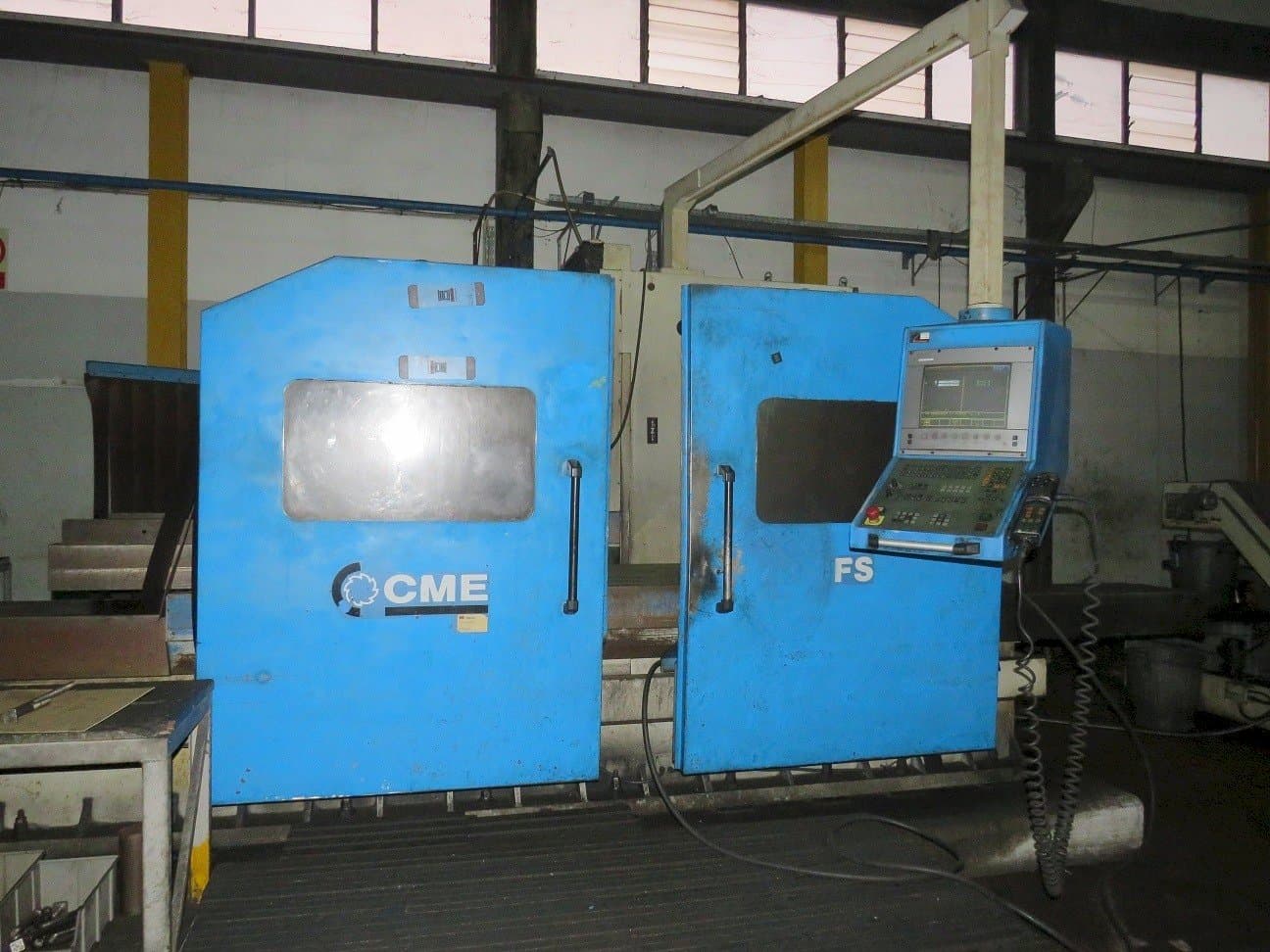 Frontansicht der CME FS2  Maschine