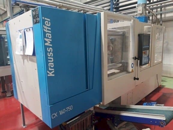 Frontansicht der Krauss Maffei KM 160-750 CX Maschine