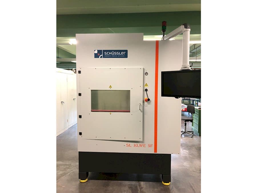 Frontansicht der Schussler SL MLWE 5F  Maschine