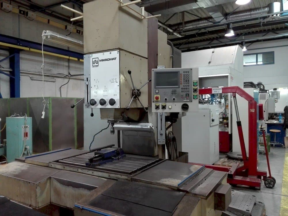 Frontansicht der WMW Mikromat BKoE 630x1000 CNC Maschine