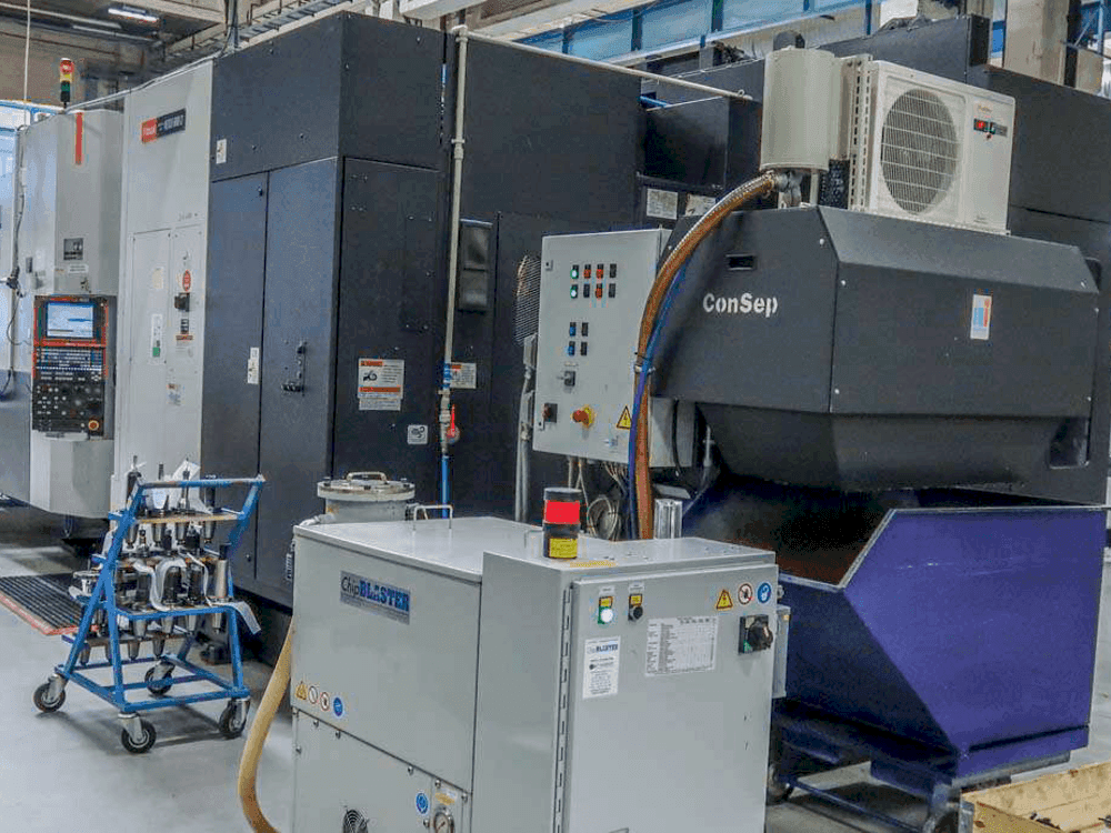 Frontansicht der Mazak NEXUS HCN 6000 II Maschine
