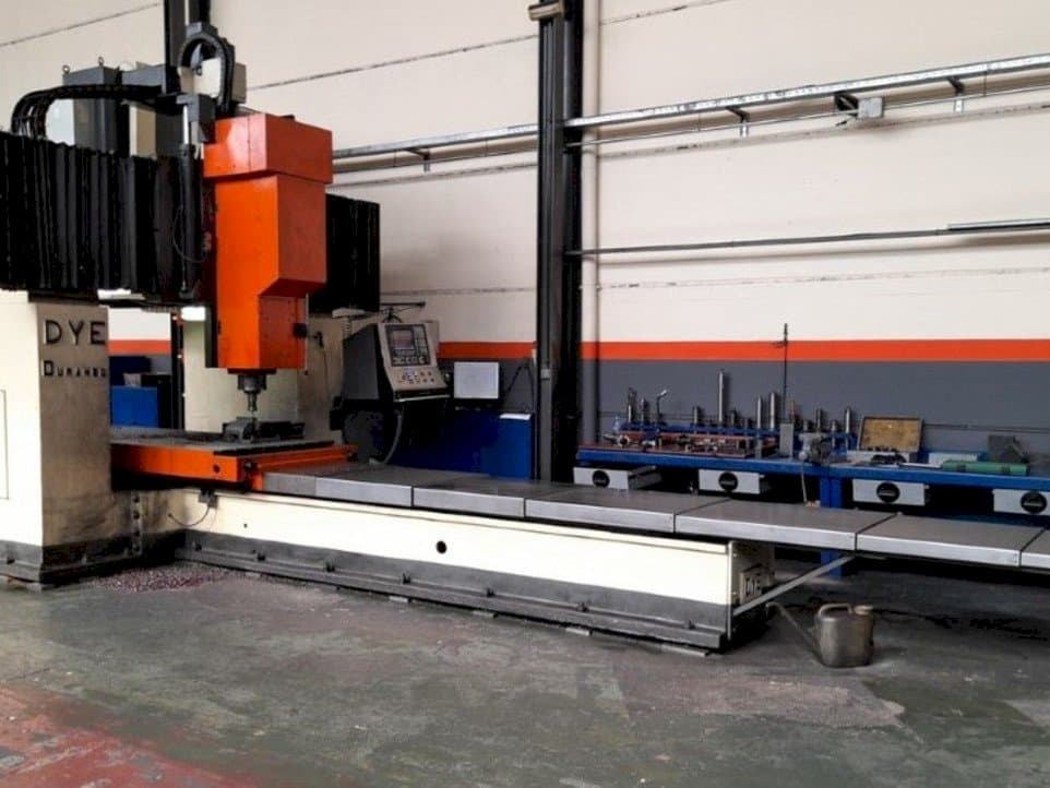 Frontansicht der DYE FD-3600 Maschine