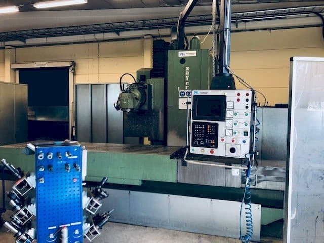 Frontansicht der Zayer KF 3000 Maschine
