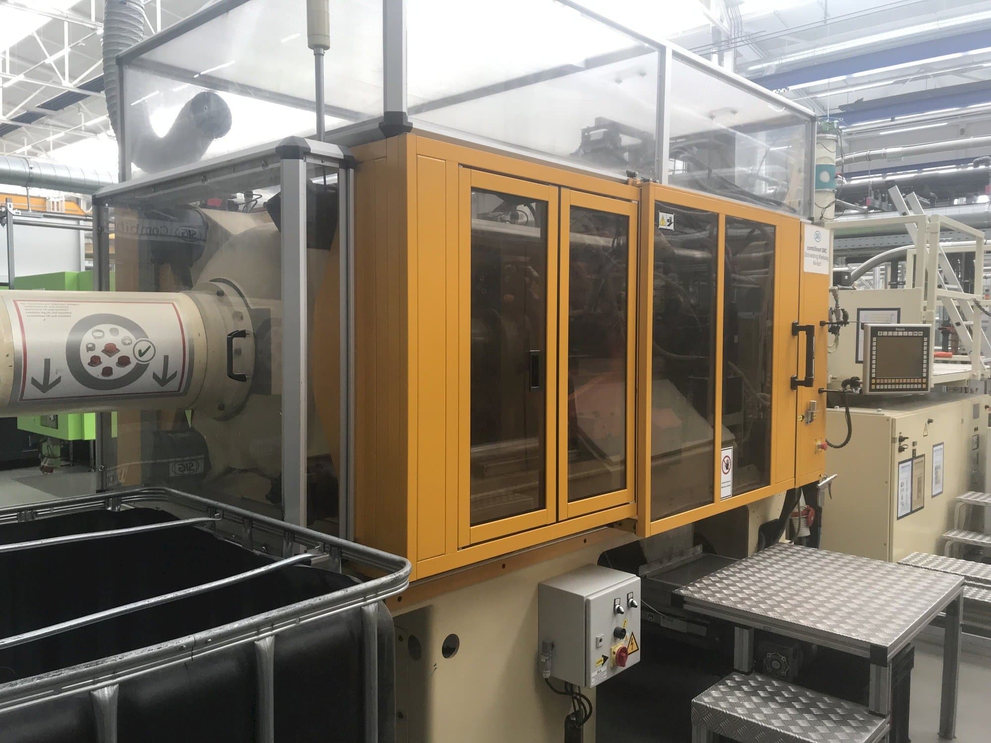 Frontansicht der Husky H225 RS 45/38 Maschine