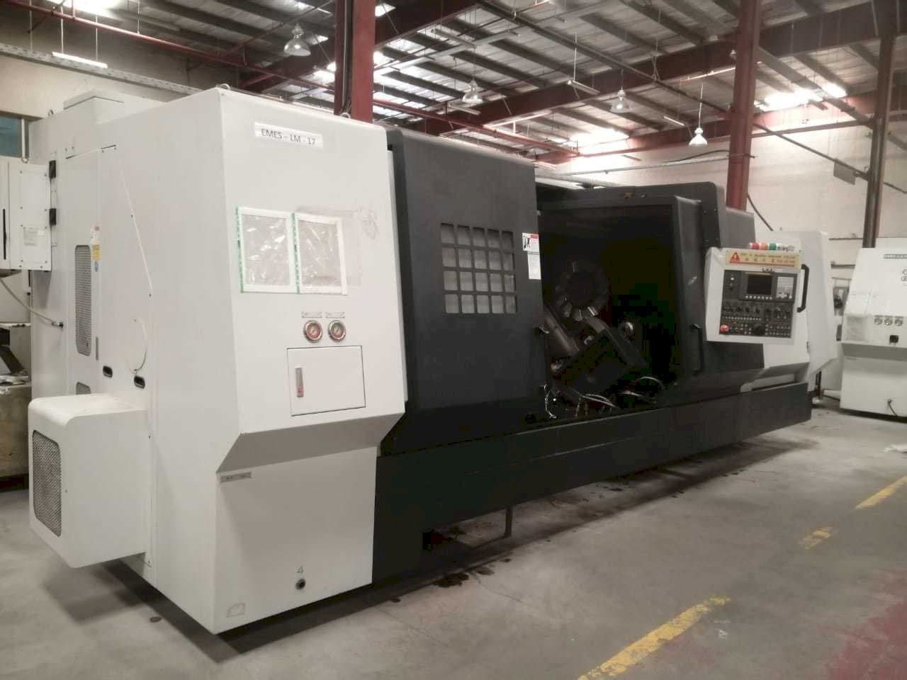 Linke Seitenansicht der YOU JI YH 50/300 Maschine