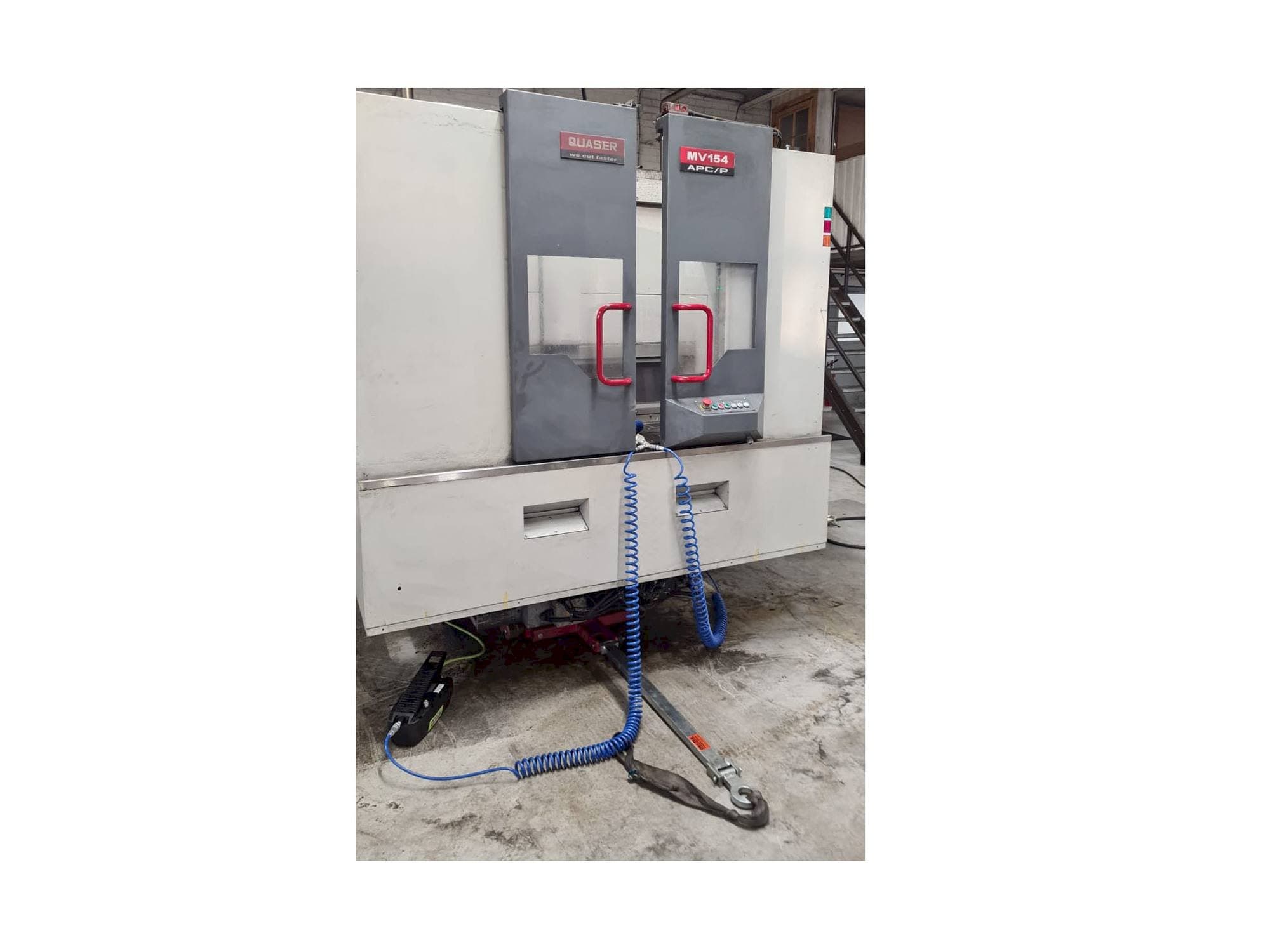 Frontansicht der Quaser MV154APC/P12  Maschine