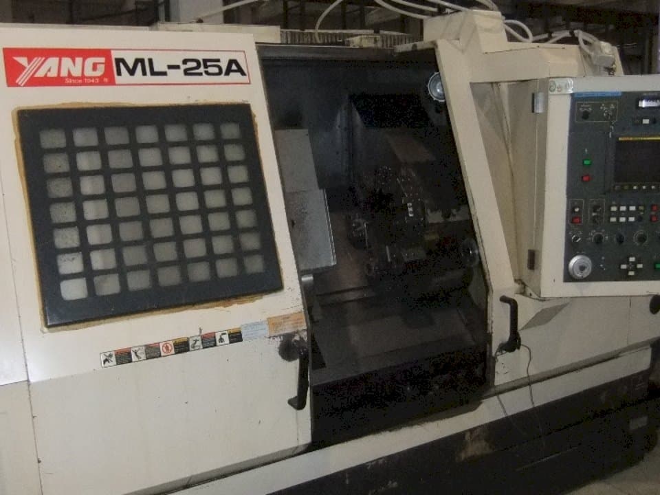 Frontansicht der Yang ML 25A Maschine