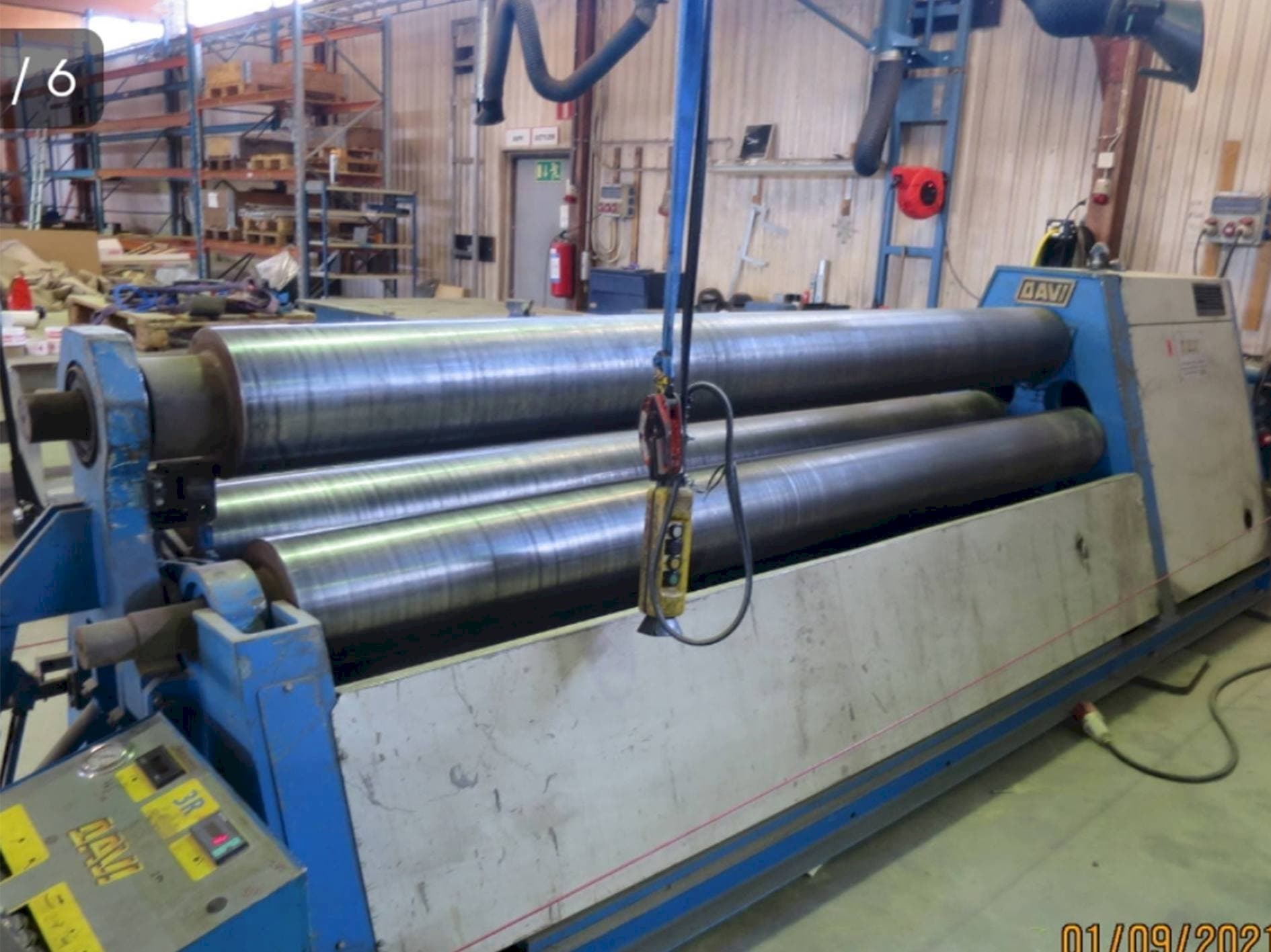 Frontansicht der PROMAU MCO 3028 Maschine