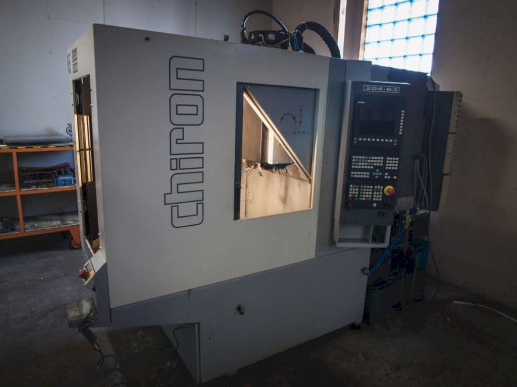 Frontansicht der CHIRON FZ 08 W Maschine