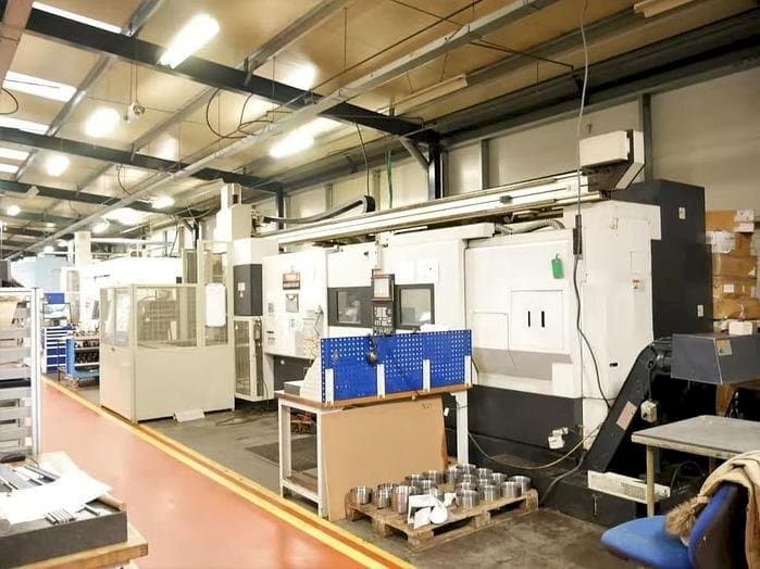 Frontansicht der Mazak INTEGREX 300 II ST Maschine