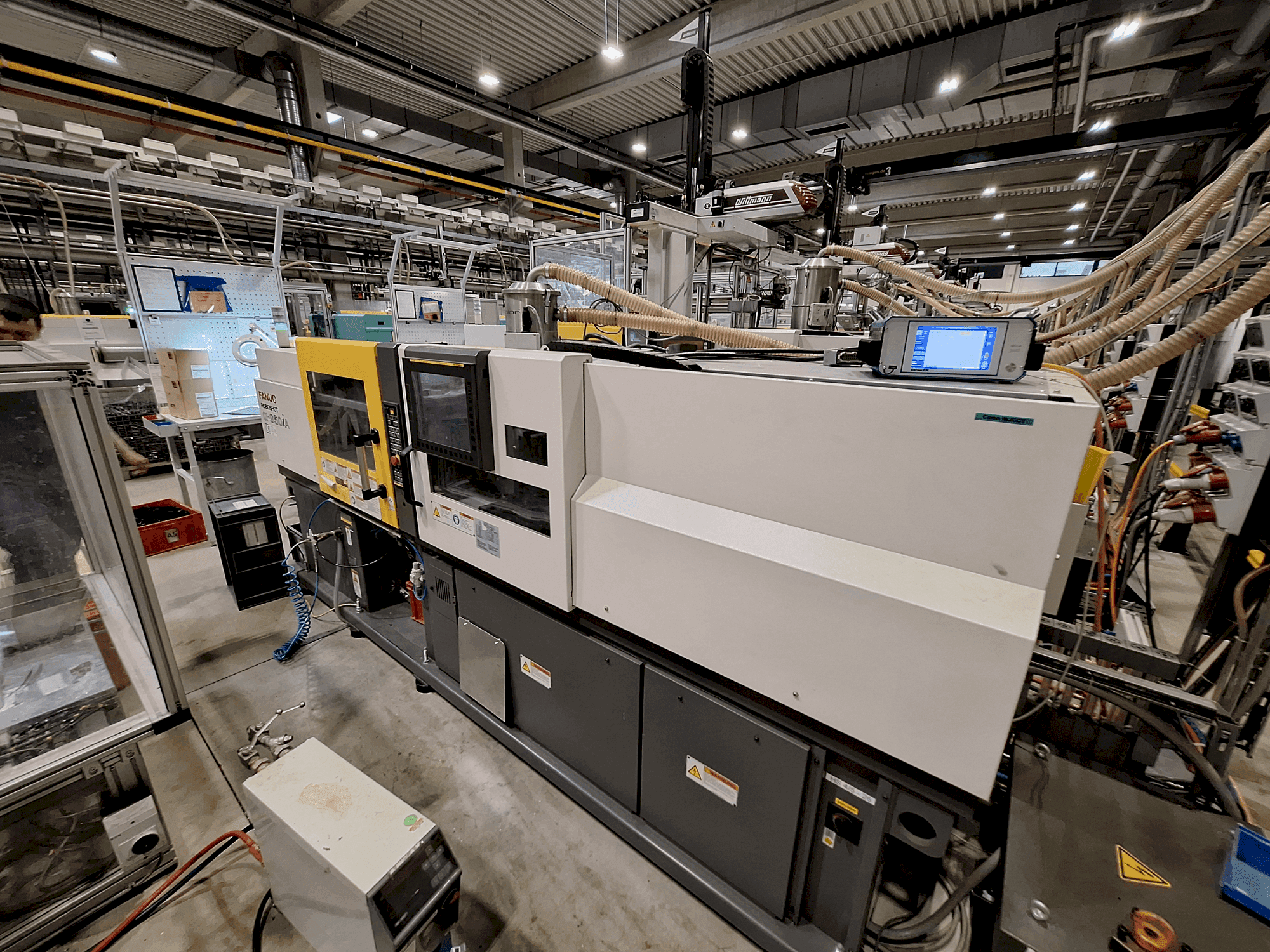 Frontansicht der FANUC Roboshot S50iA Maschine