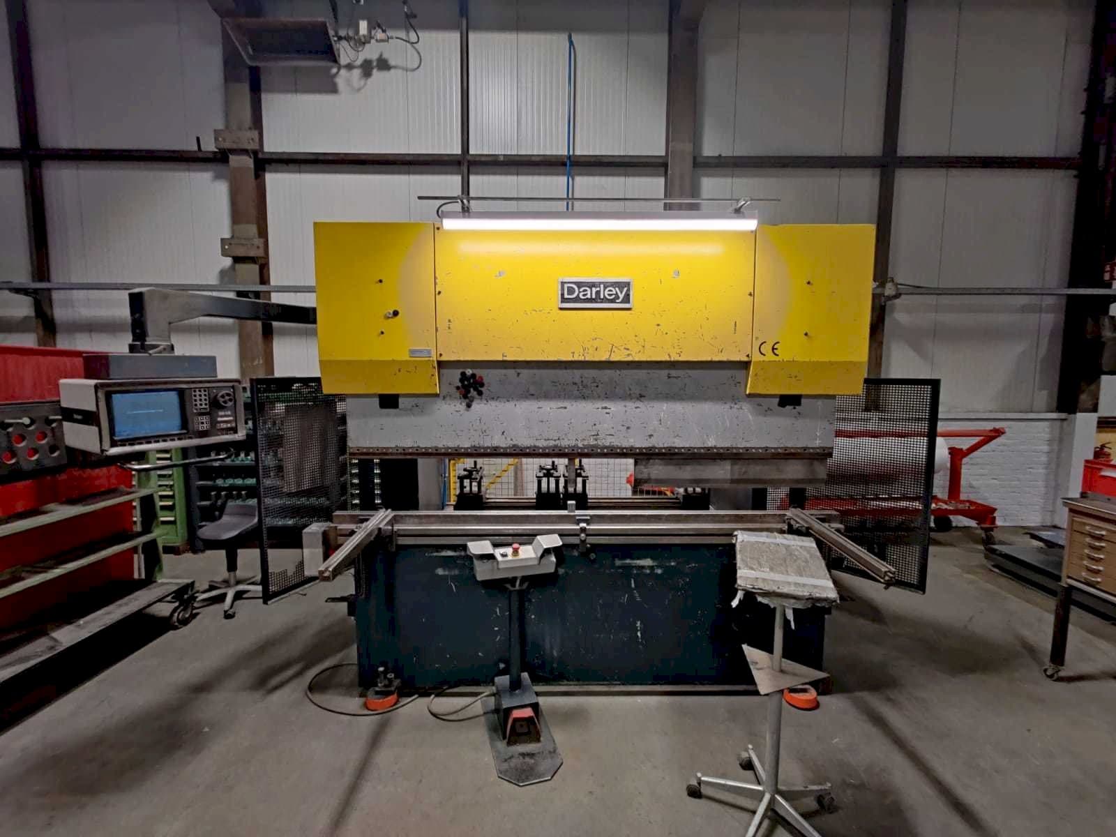 Frontansicht der Darley EHP 80 25/20  Maschine