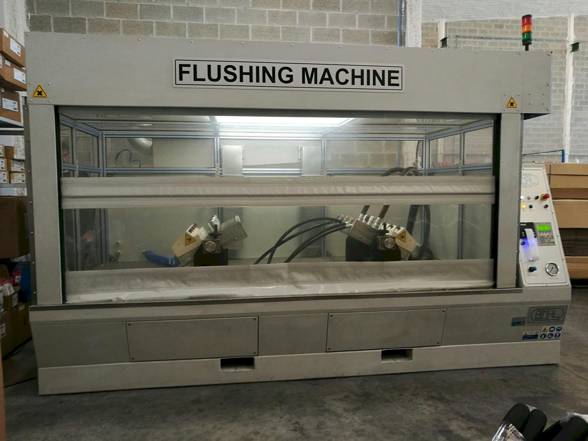Frontansicht der BIMAL Flush 4  Maschine