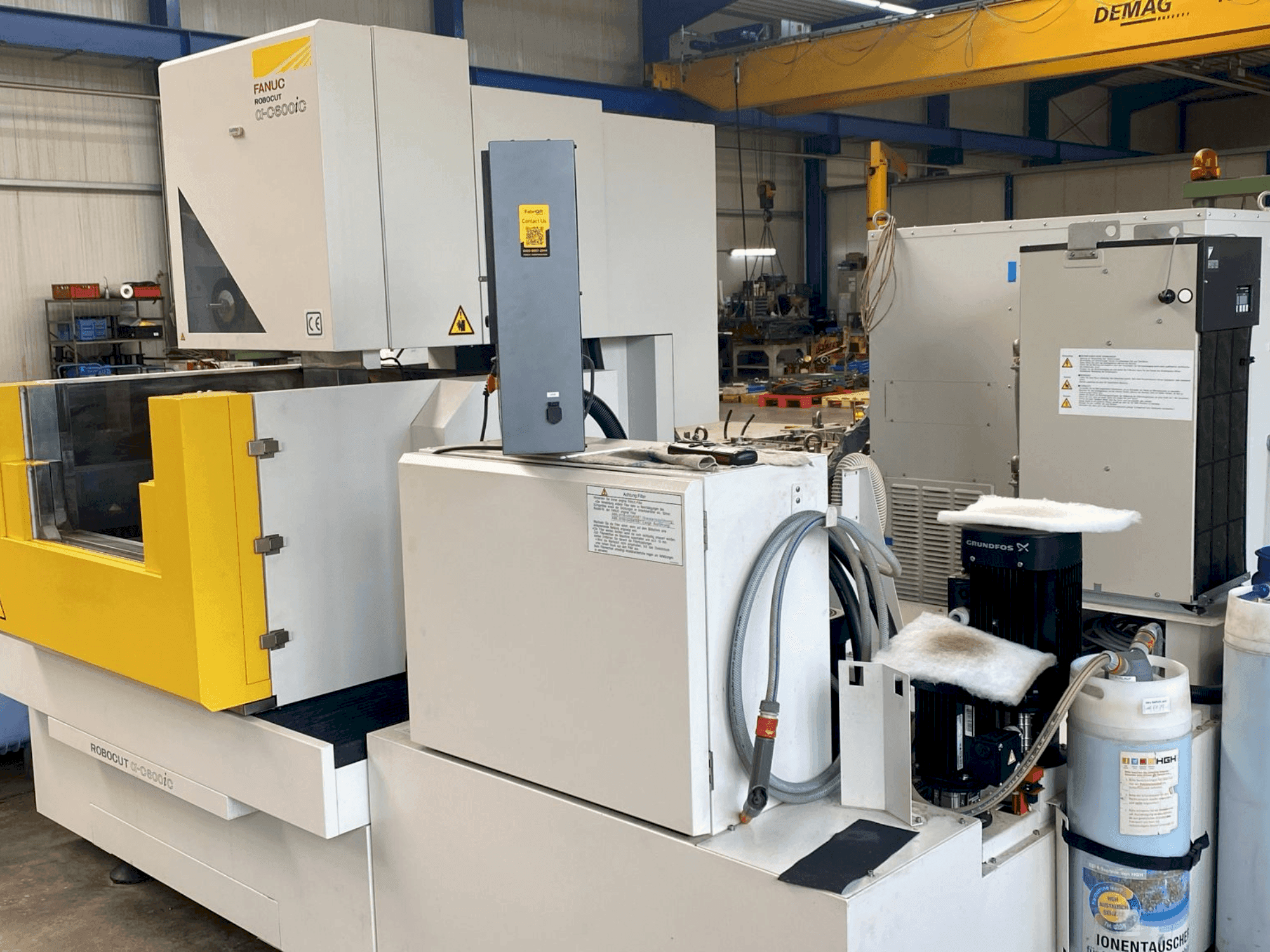 Frontansicht der FANUC Robocut a-C600iC - Z400 Maschine