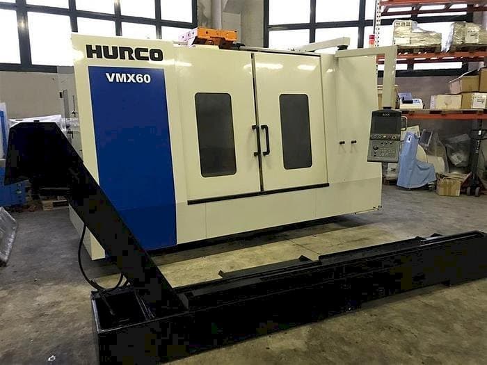Frontansicht der Hurco VMX 60 Maschine