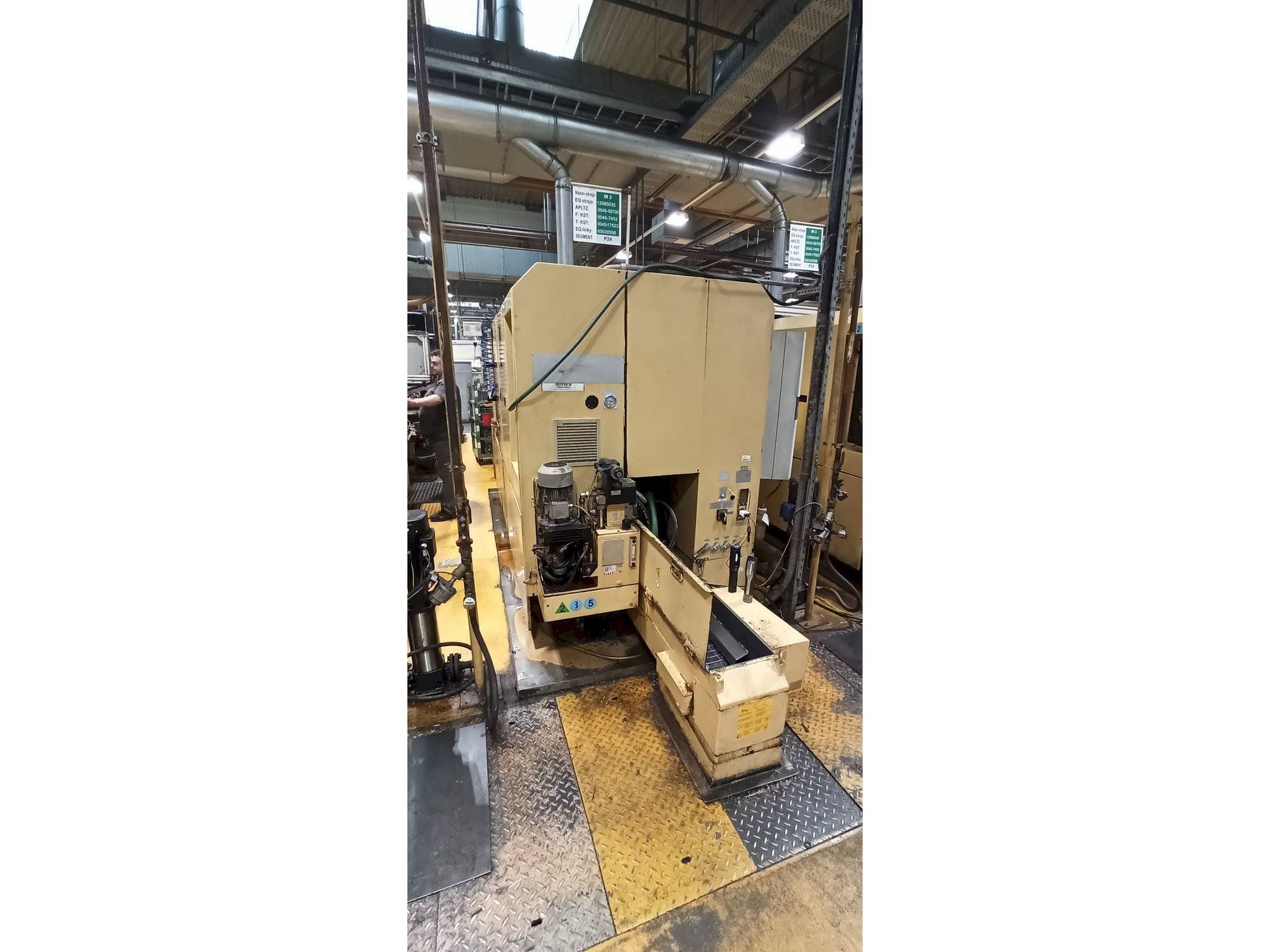 Rechte Seitenansicht der TAJMAC-ZPS SAL 100/4  Maschine