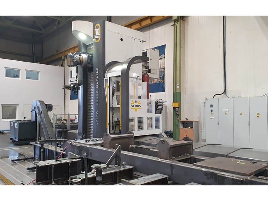 Frontansicht der FPT VERUS Maschine