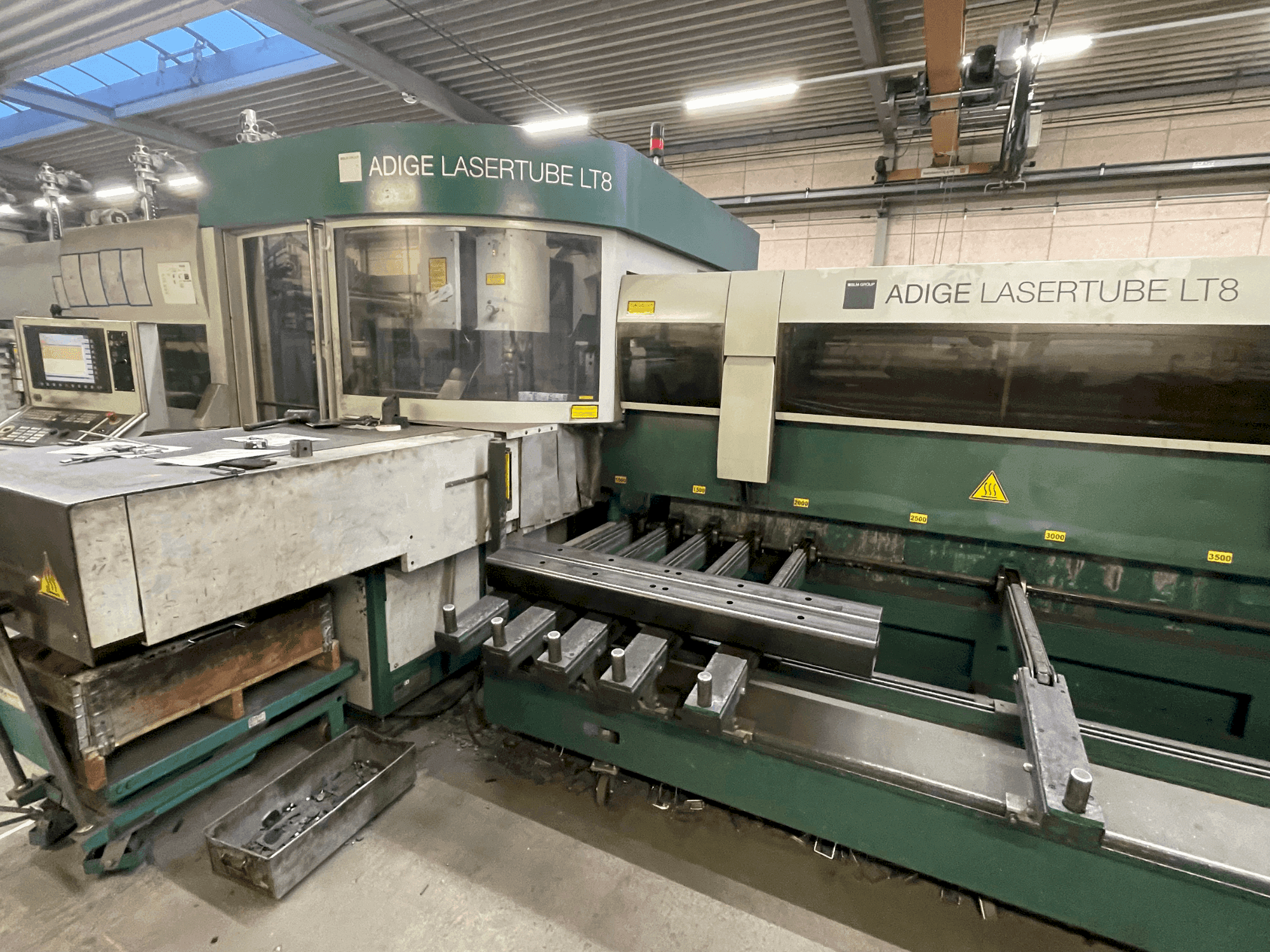 Frontansicht der BLM Adige LT8  Maschine