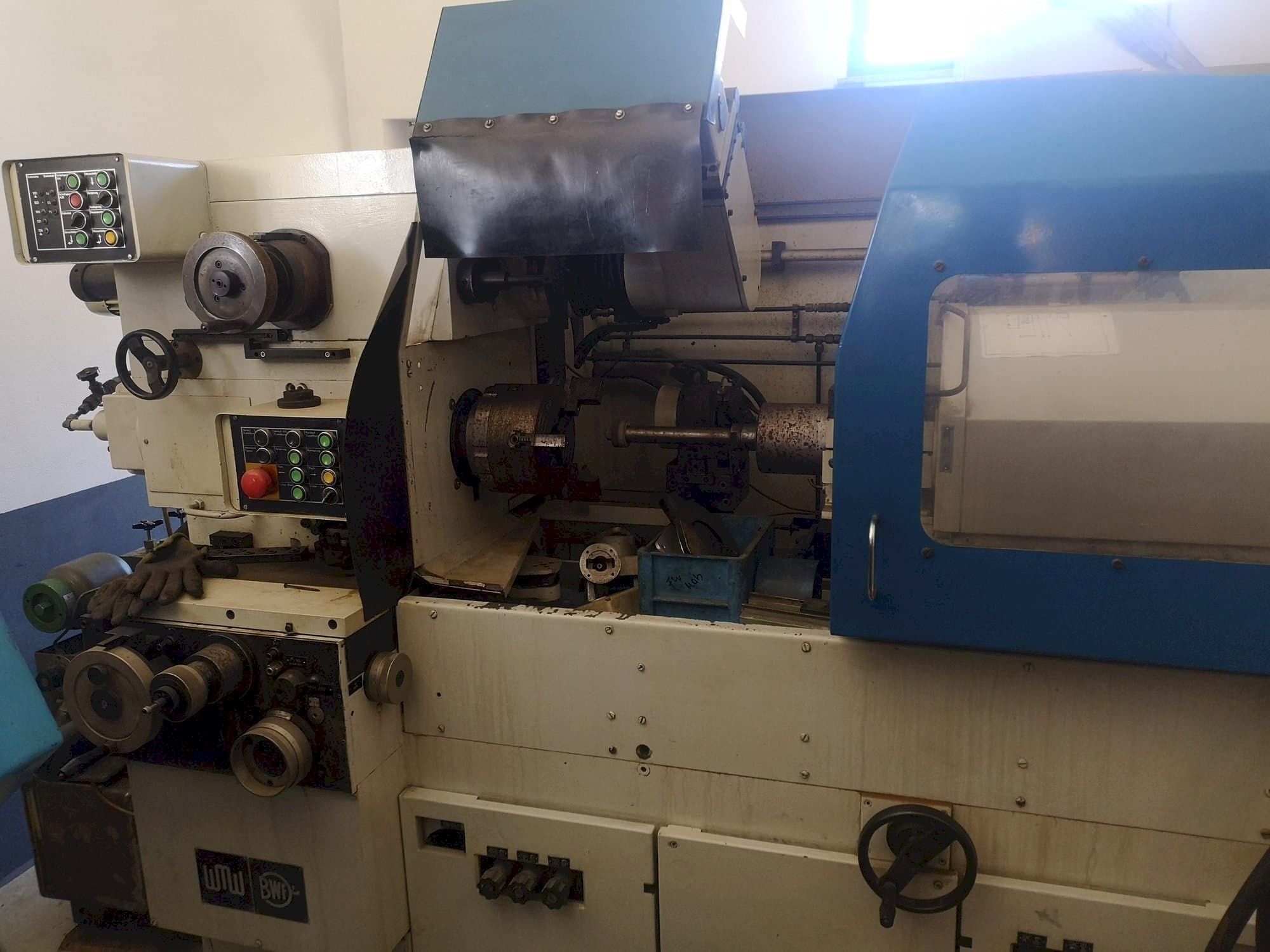 Frontansicht der WMW SI4  Maschine