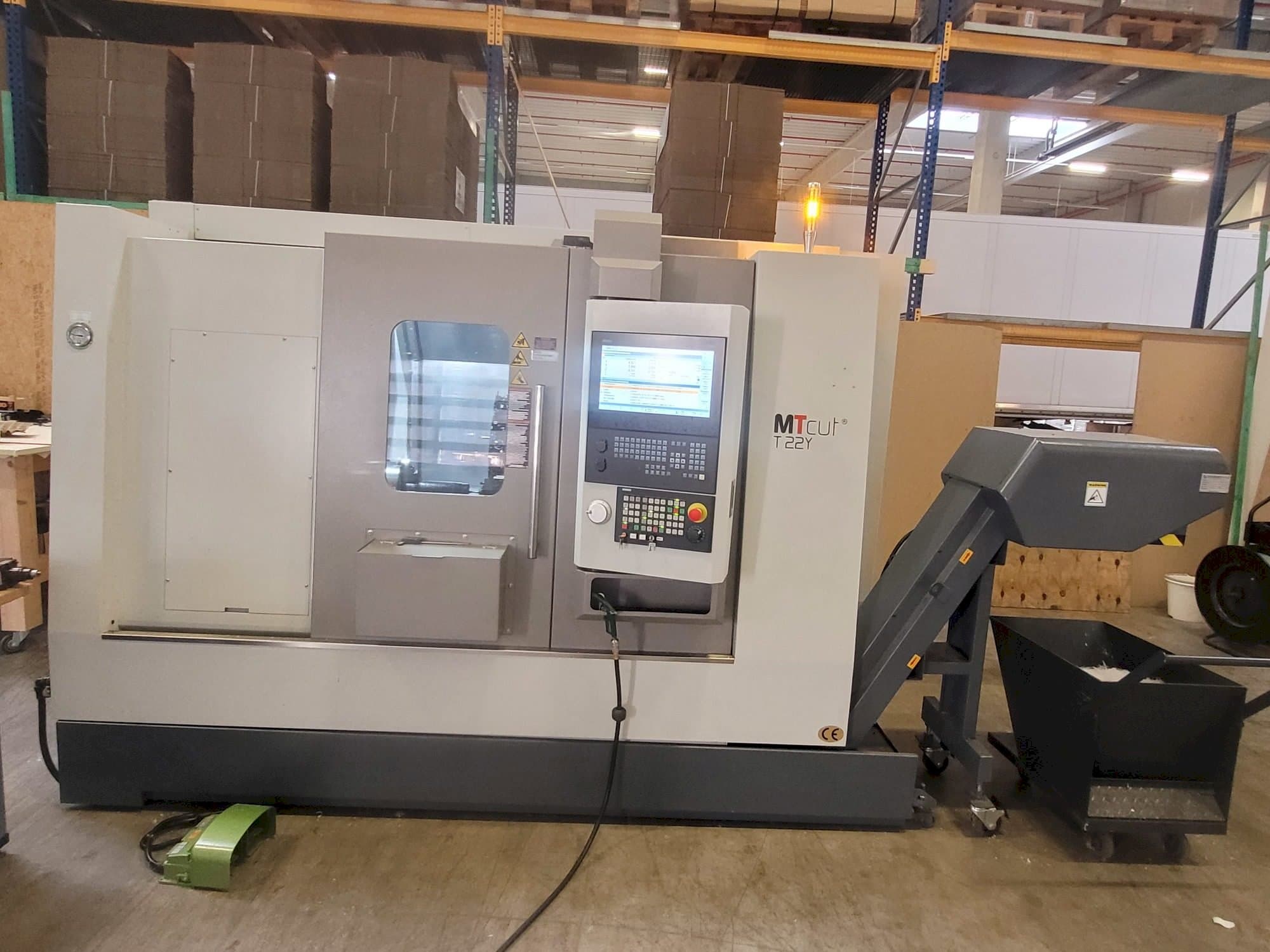 Frontansicht der MTRent T22Y Maschine