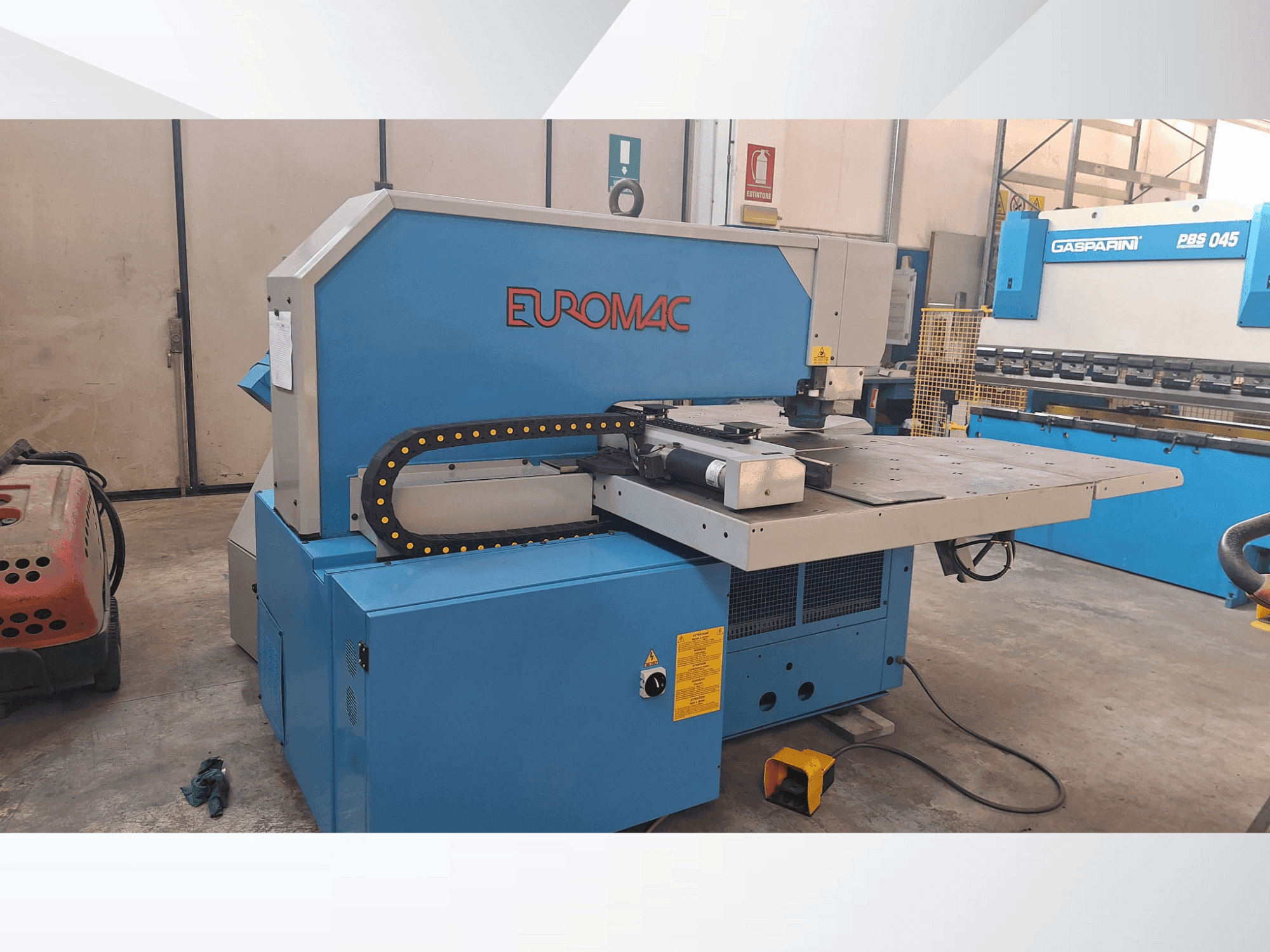 Frontansicht der Euromac BX 1000/50  Maschine