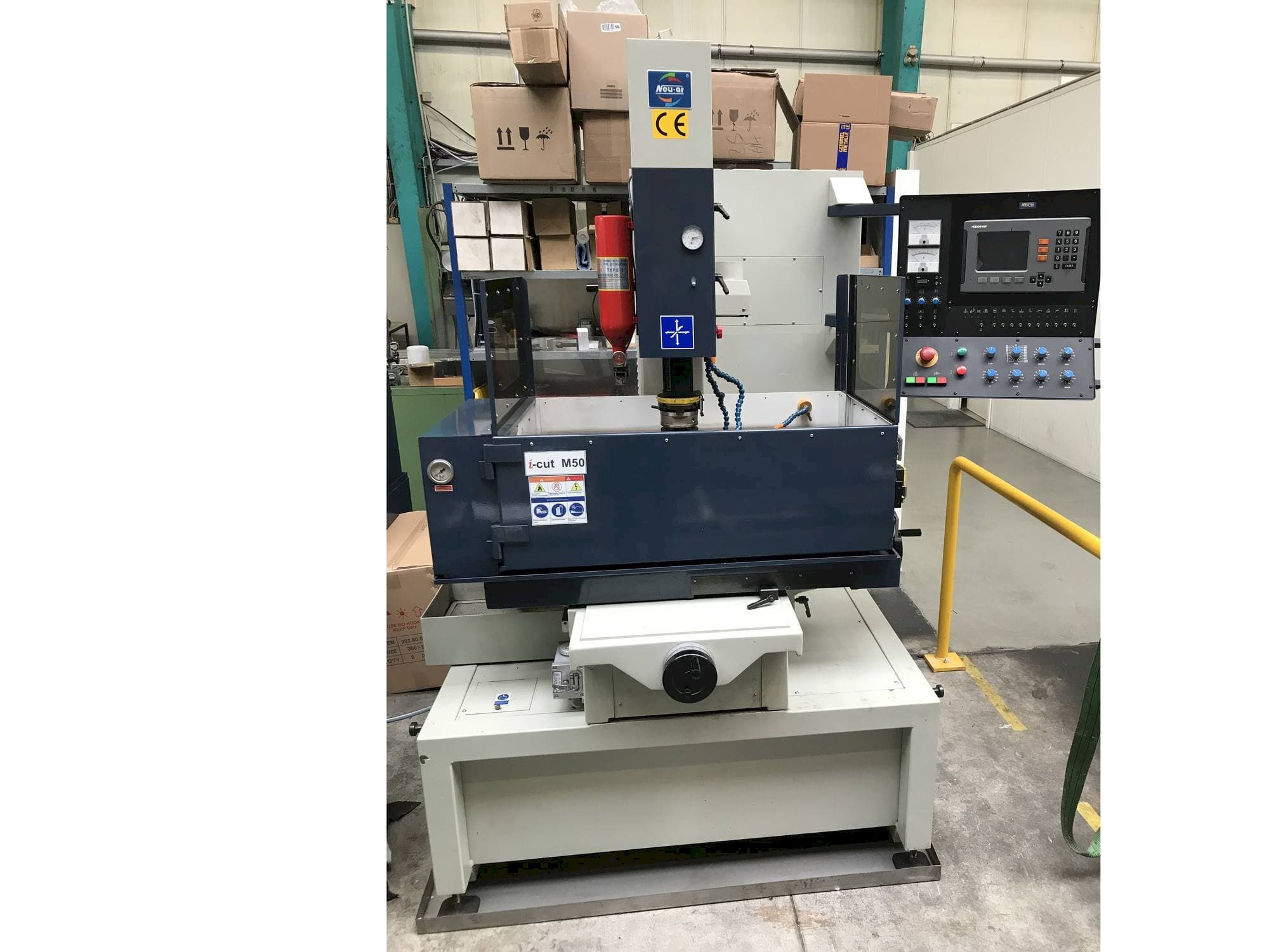 Frontansicht der i-cut M50 Maschine