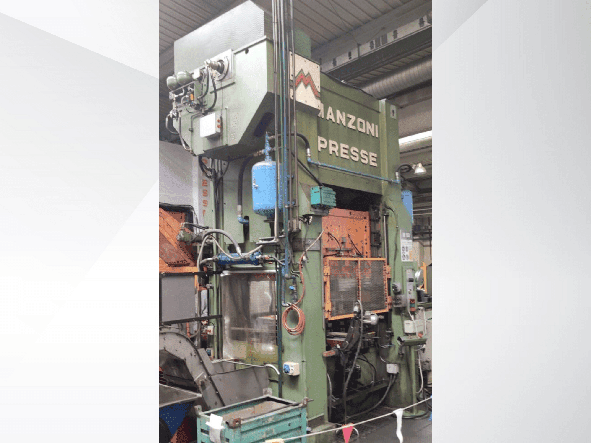 Frontansicht der RAVNE PRESSES Manzoni 160 Maschine