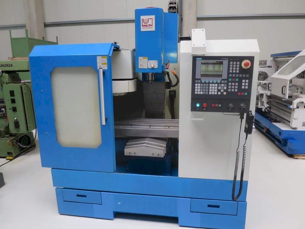 Frontansicht der KNUTH EcoMill 350 Maschine