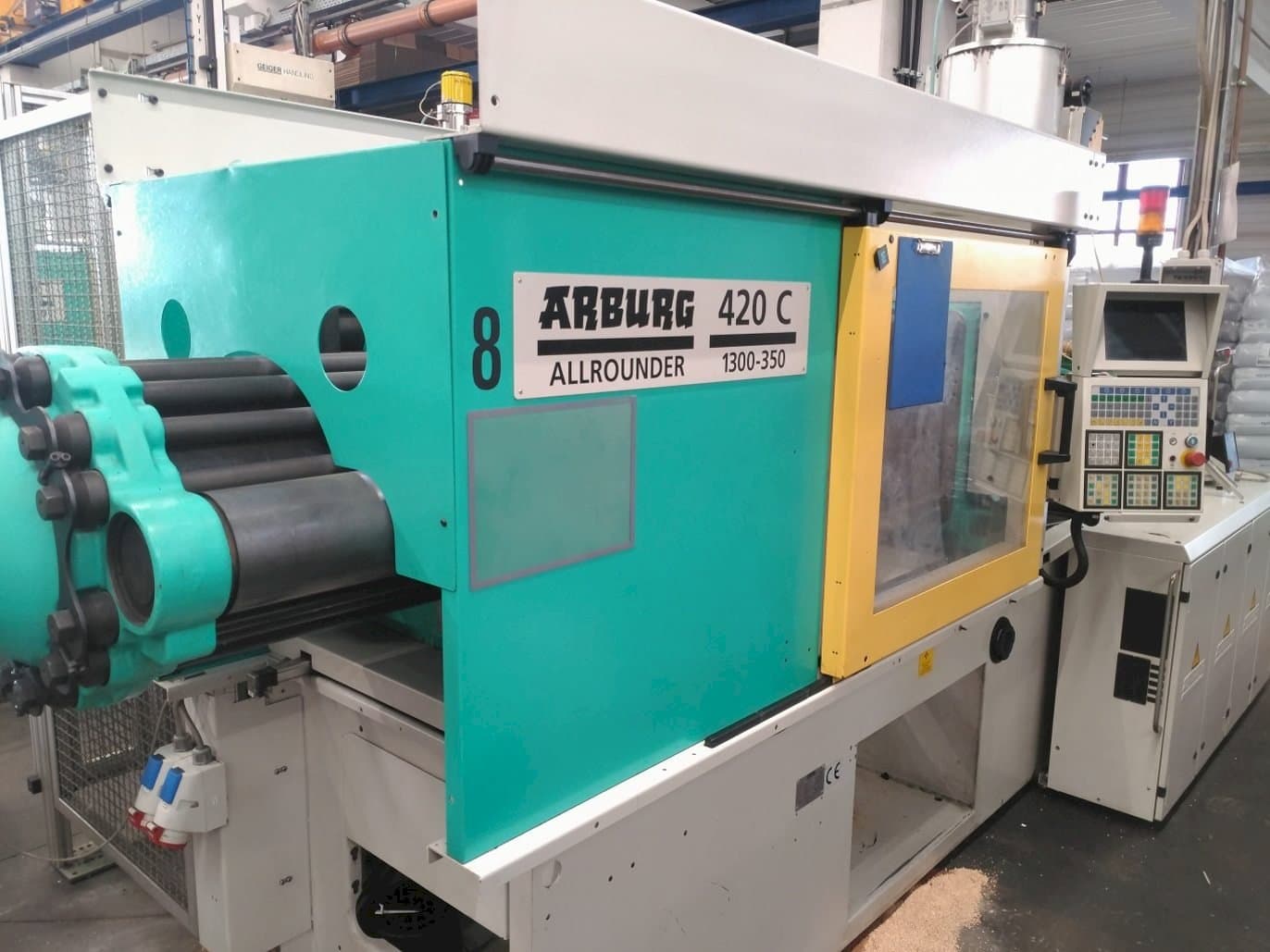 Frontansicht der Arburg 420 C 1300-350 Maschine