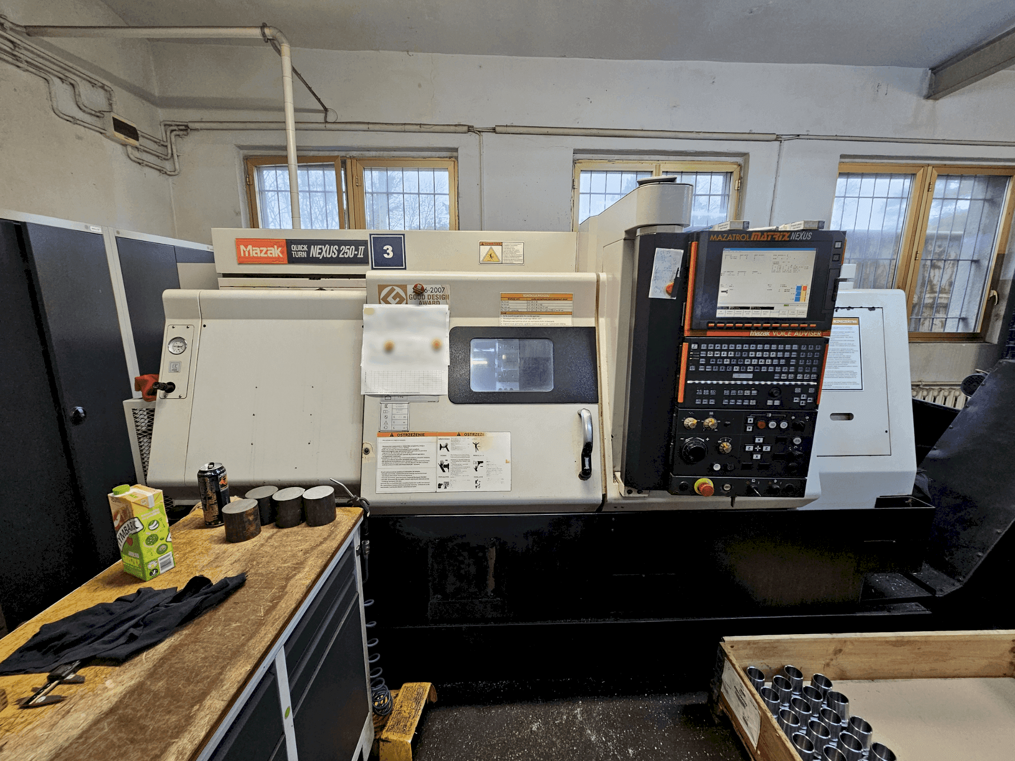 Frontansicht der Mazak QUICKTURN NEXUS 250-II Maschine