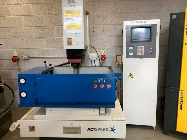 Frontansicht der AGIE ActSpark SP-1  Maschine