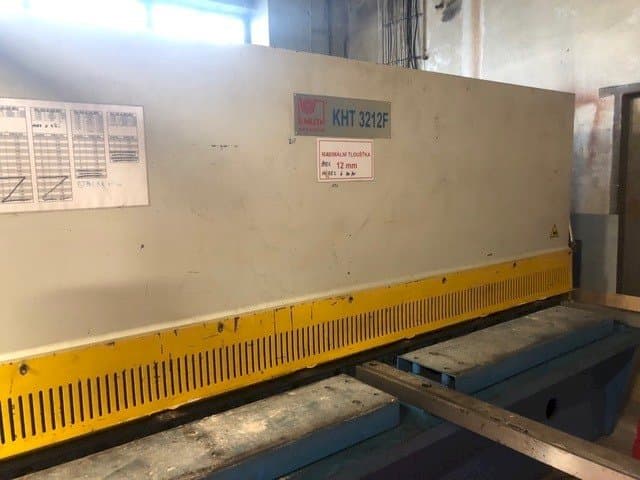 Frontansicht der KNUTH KHT 3212 F  Maschine