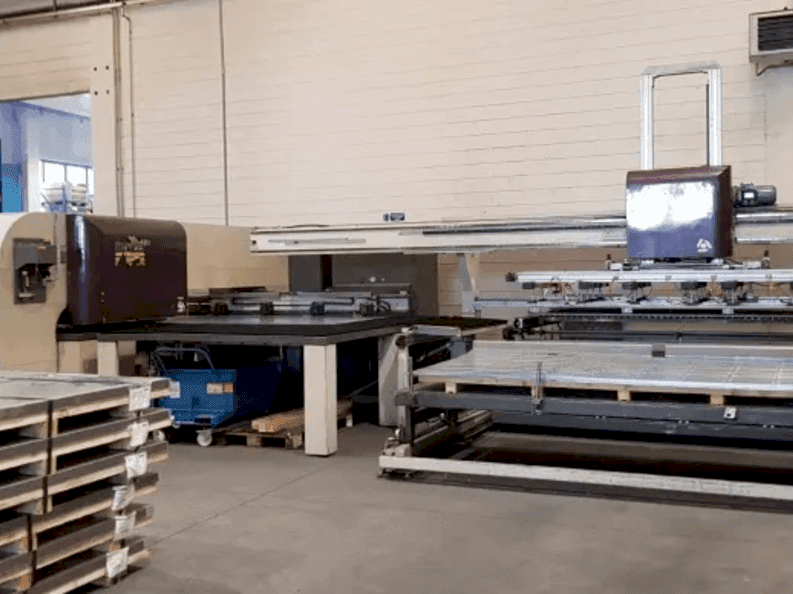 Frontansicht der DANOBAT P1631 Maschine