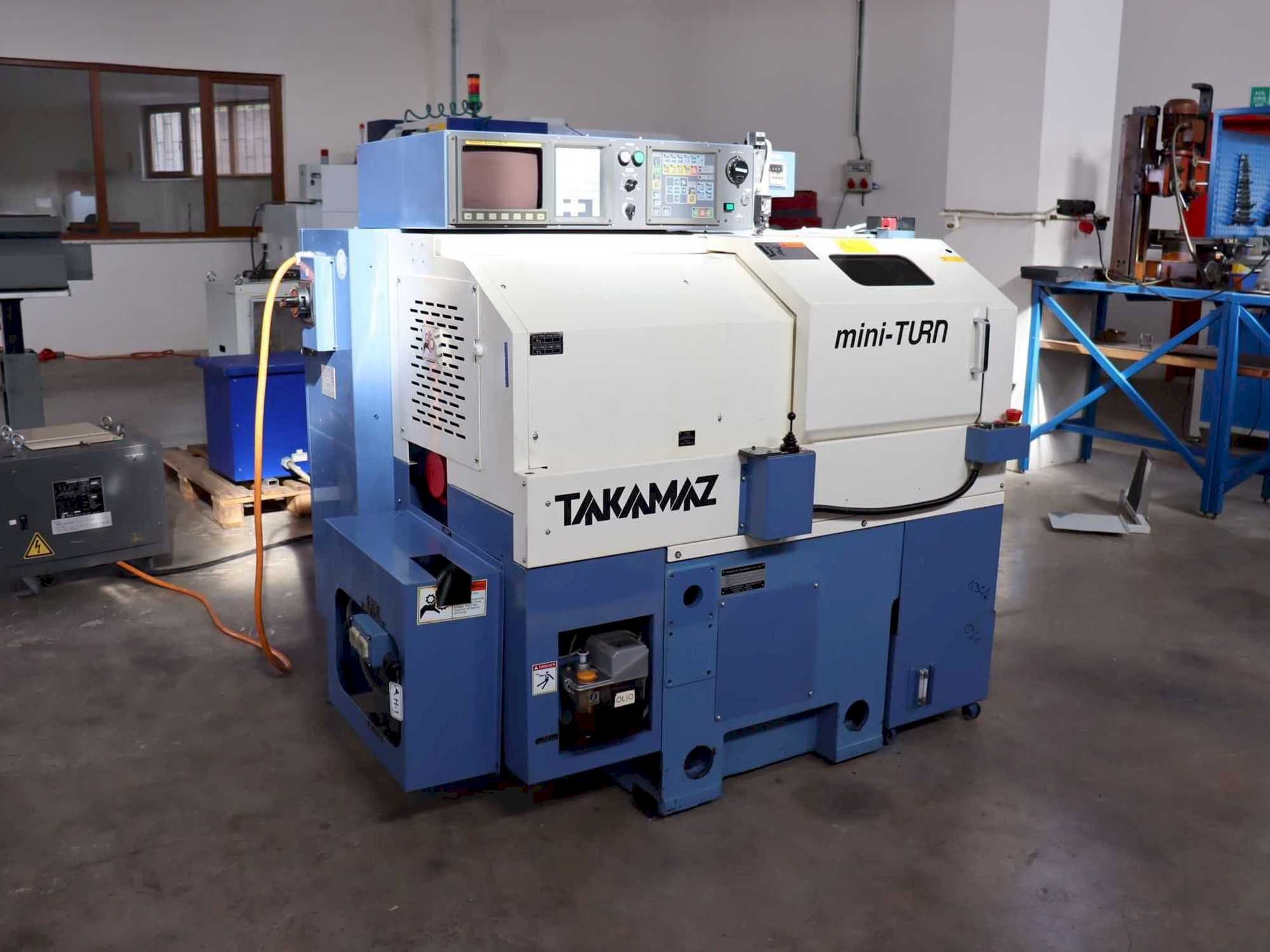 Frontansicht der Takamaz mini-Turn Maschine