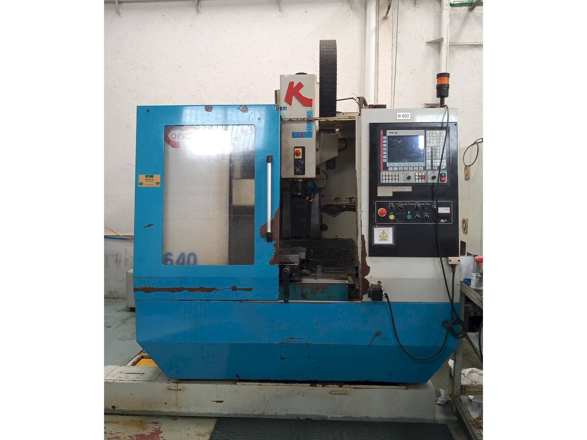 Frontansicht der KONDIA B-640  Maschine