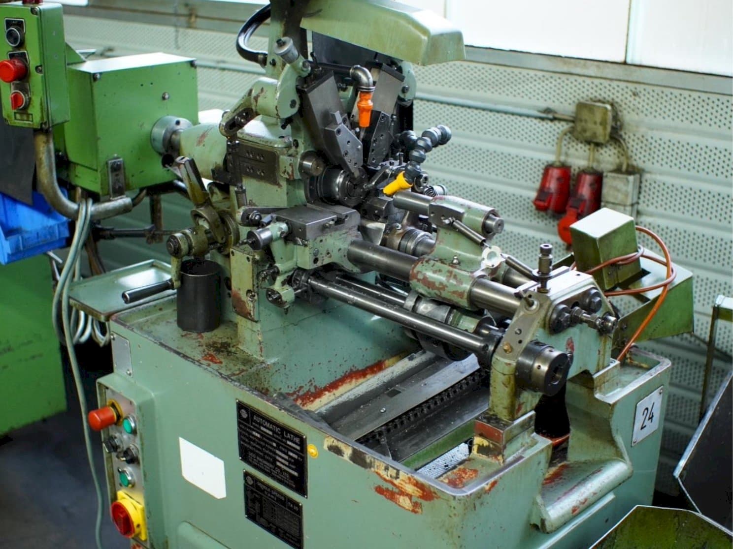 Frontansicht der LICO TA25 Maschine