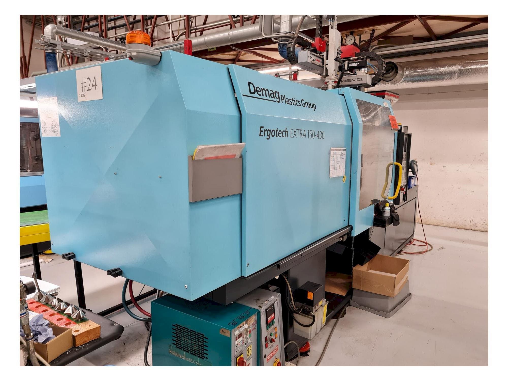 Frontansicht der DEMAG Ergotech EXTRA 150-430  Maschine