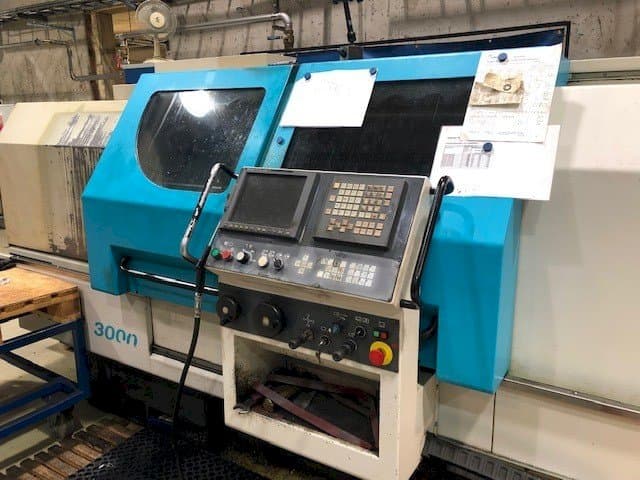 Frontansicht der 600 Lathes Combi 3000  Maschine