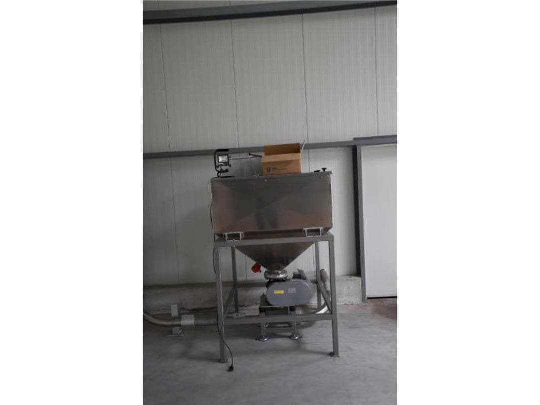 Frontansicht der EICHHOLZ AERZEN BM7L  Maschine