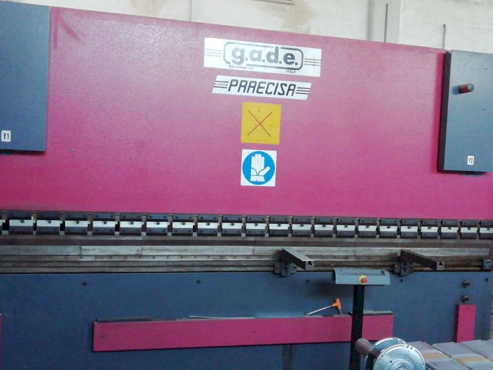 Frontansicht der Gade PS-C 4120 Maschine