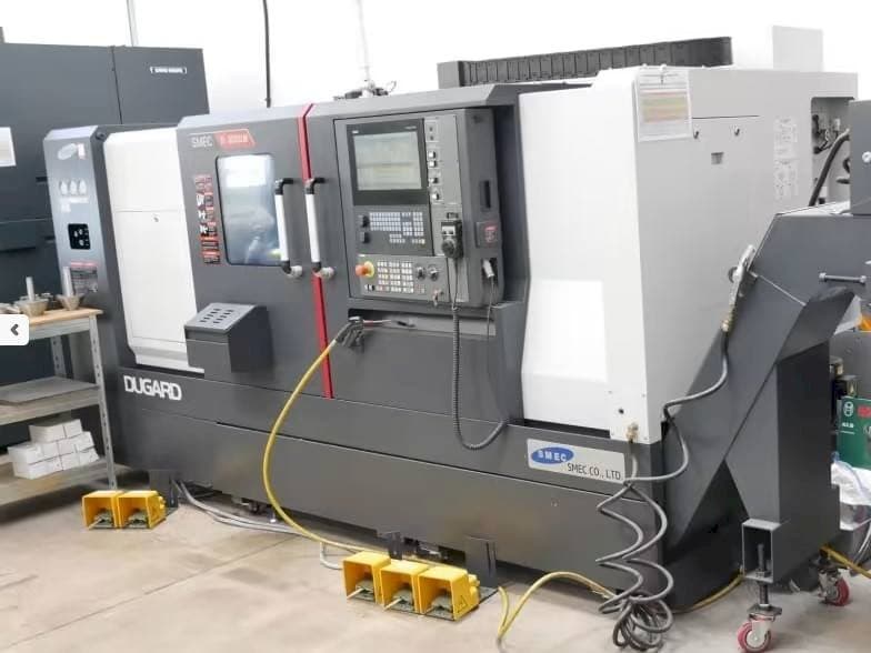 Frontansicht der SMEC SL3000LM Maschine