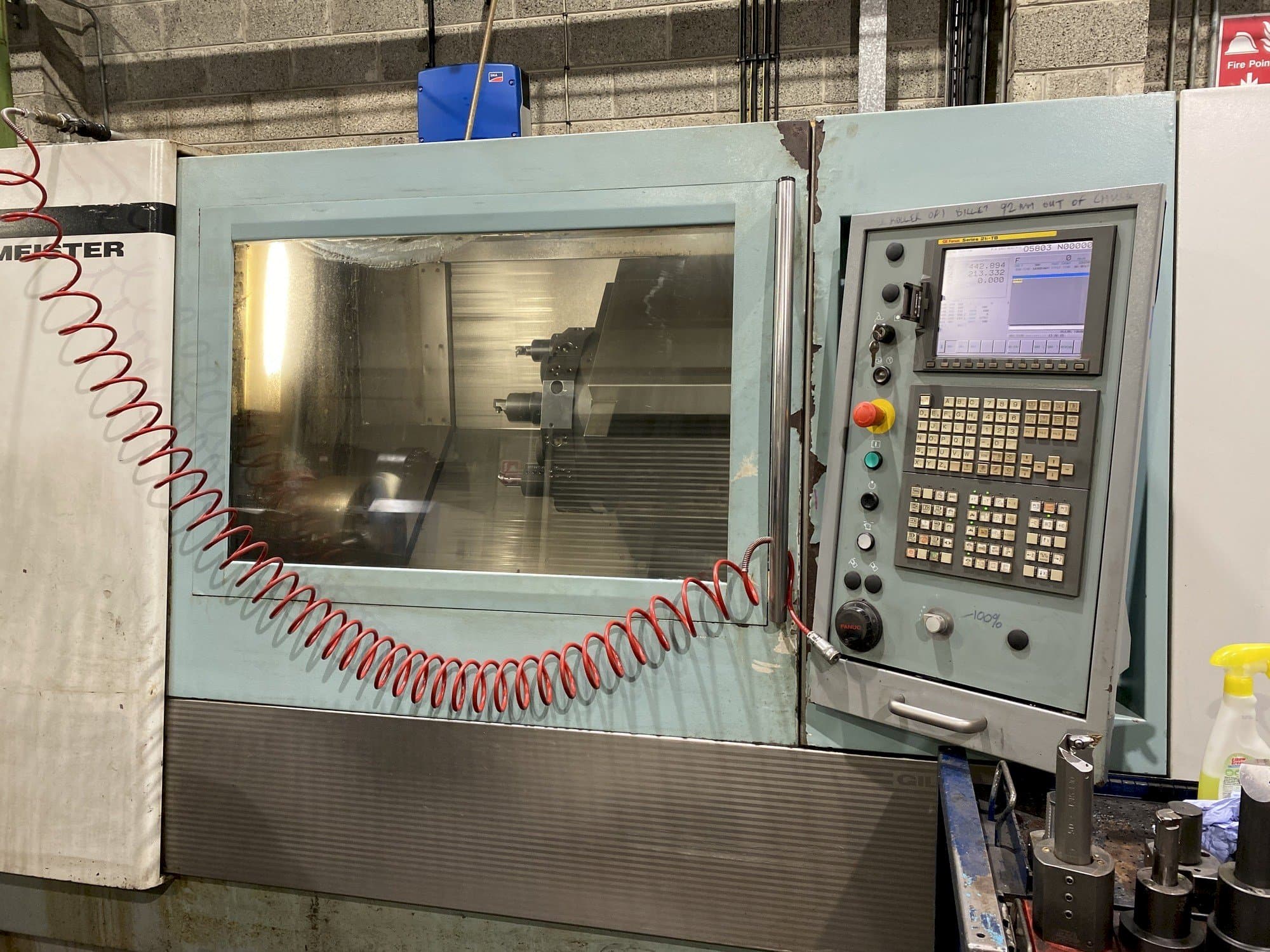 Frontansicht der Gildemeister CTX 510 Maschine