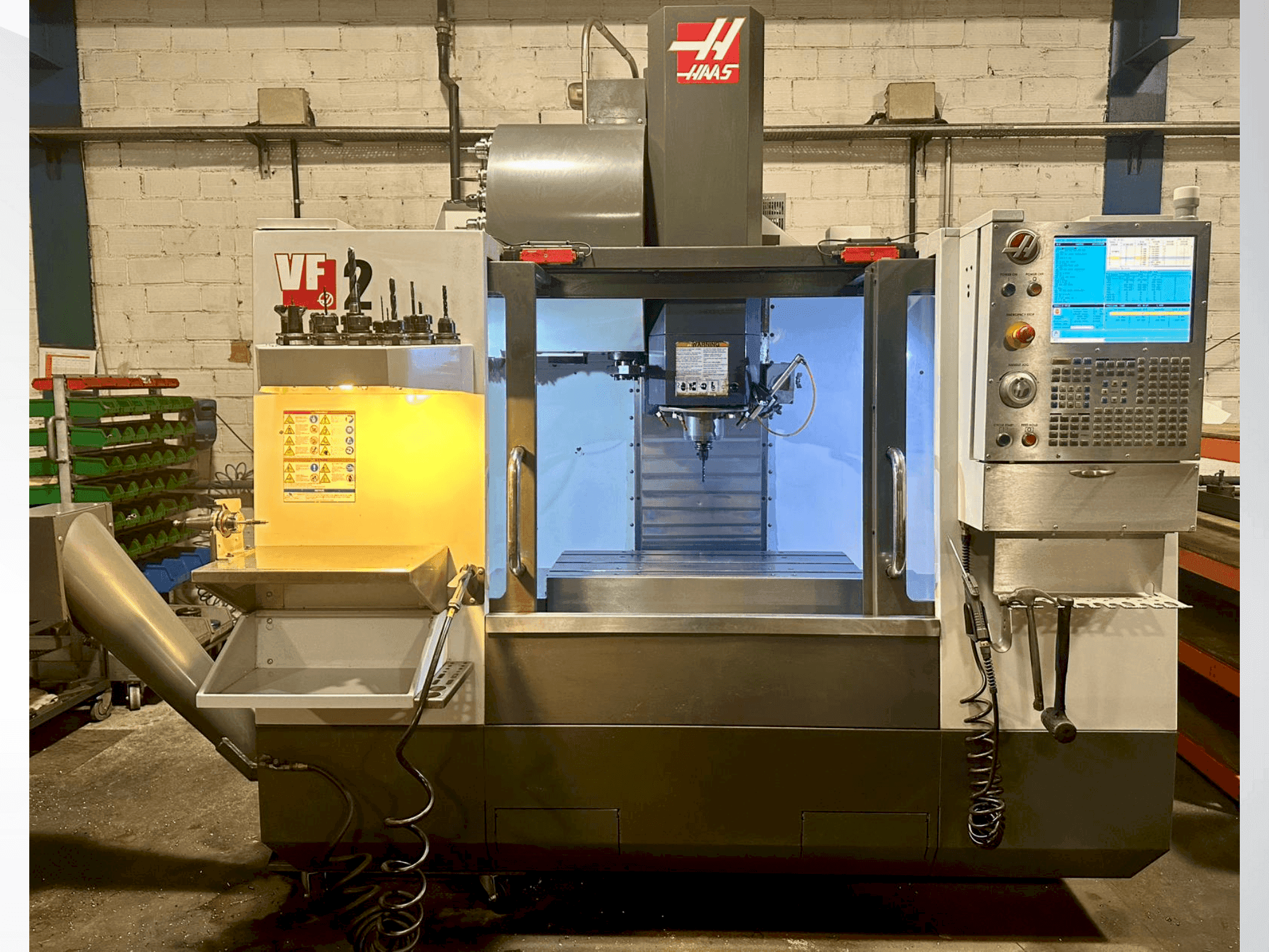 Frontansicht der HAAS VF-2 Maschine