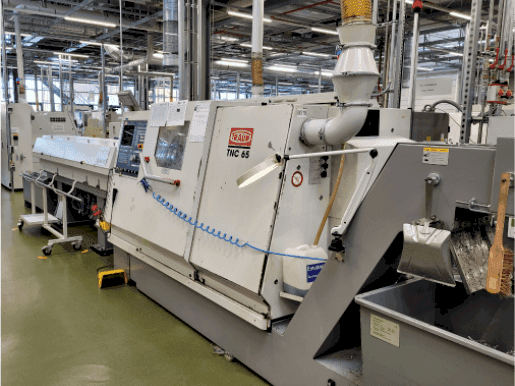 Frontansicht der TRAUB TNC 65 DGY Maschine