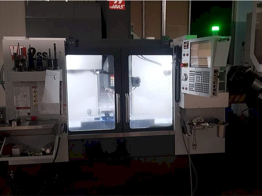 Frontansicht der HAAS VF-2SS Maschine