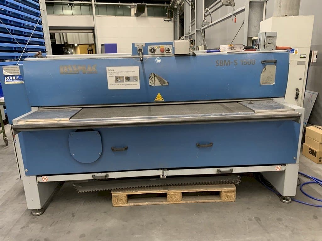 Frontansicht der LISSMAC SBM-S 1500 Maschine