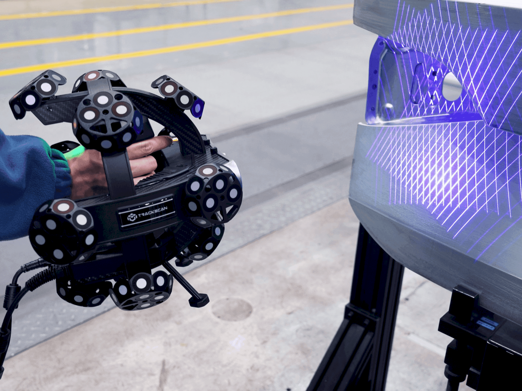 Frontansicht der TRACKSCAN Sharp49  Maschine