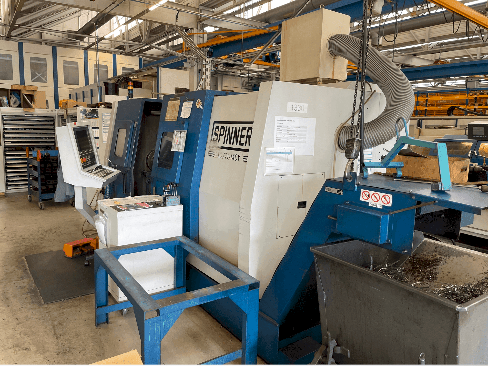 Frontansicht der SPINNER TC 77  Maschine
