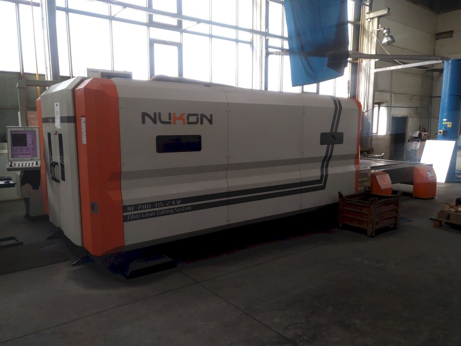 Frontansicht der NUKON NF PRO 315 Maschine