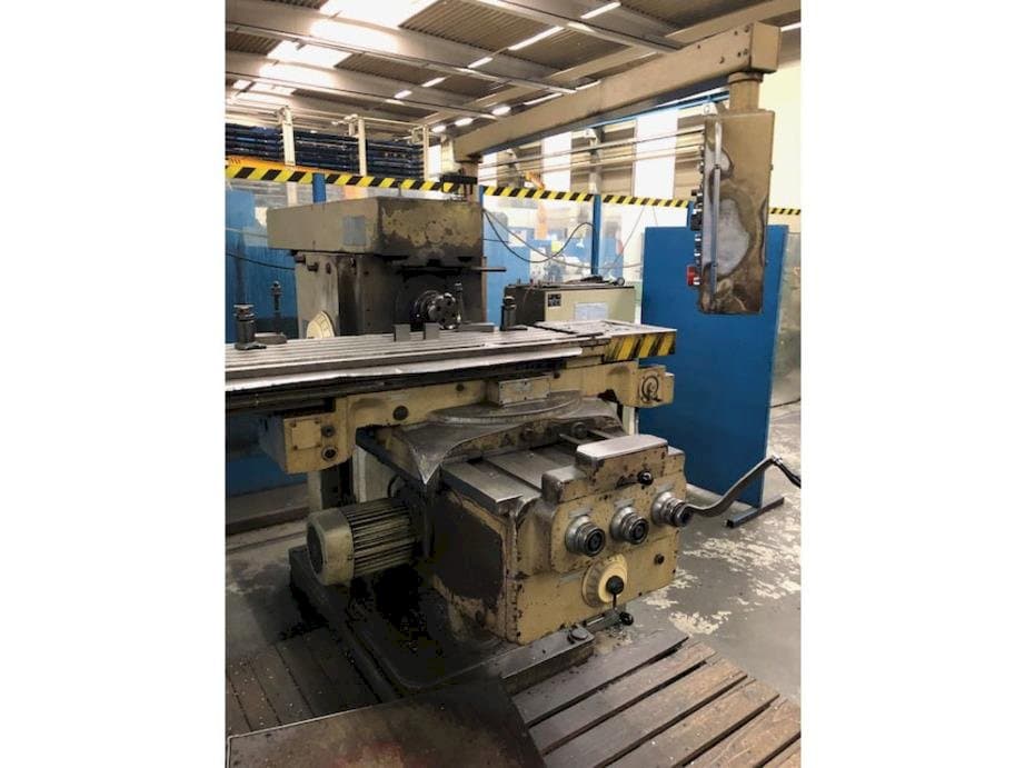 Frontansicht der FU W 400 VI / 2 Maschine